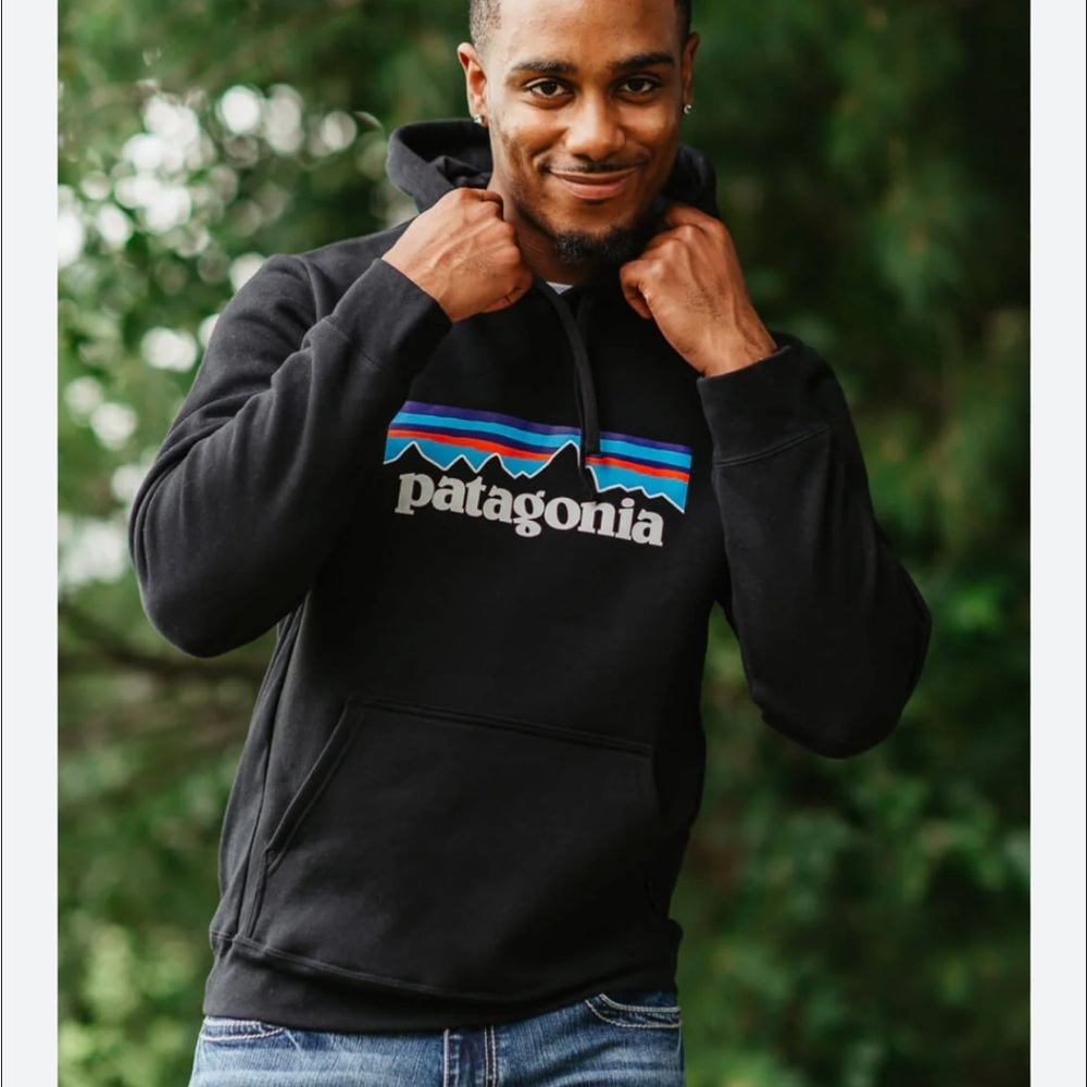 Patagonia Black Hoodie with Multicolor Logo Sz Xs Unisex Thick Heavyweight Comfy